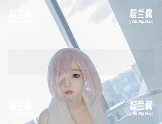 Kitkat Cosplay的私拍日常：原图里的不一样的爱宕——简单又直白。